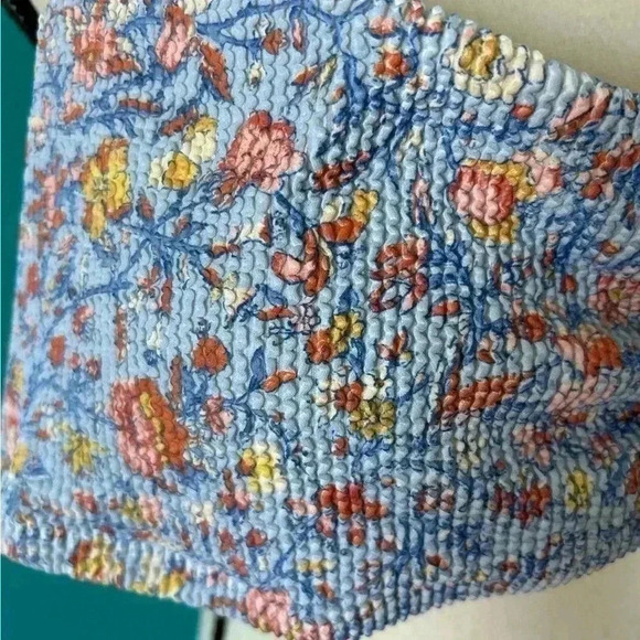 New with tags J crew Scrunchie sweetheart bikini top in afternoon floral - Picture 5 of 8